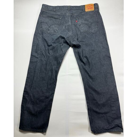 Levi's 501 Men's Straight Leg Button Fly Blue Denim Jeans - Size 42x32 (41x30.5) - Picture 3 of 5